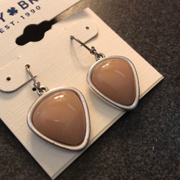 LAST PAIR! NEW Lucky Brand drop earrings - Picture 3 of 5